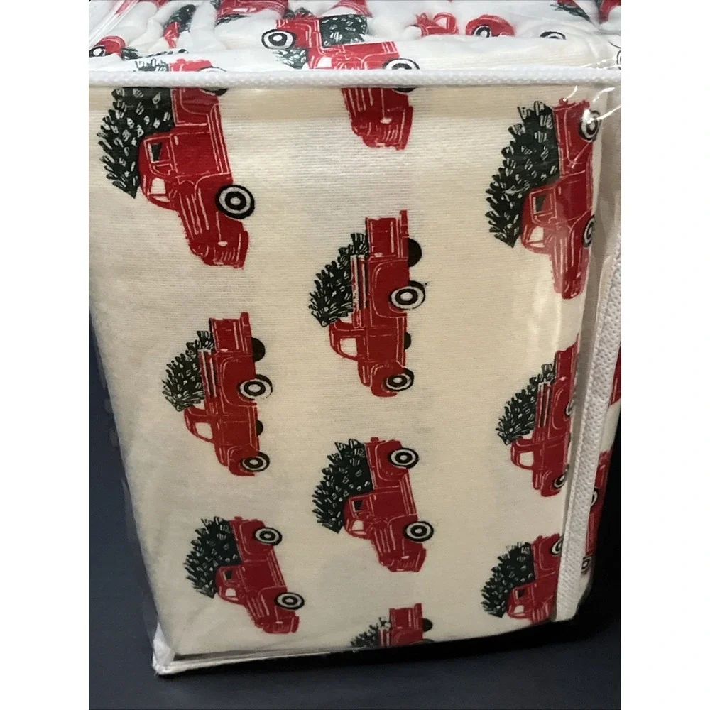 Joyland Flannel Queen Sheet Set Red Truck W/Christmas Tree New Two Pillowcases